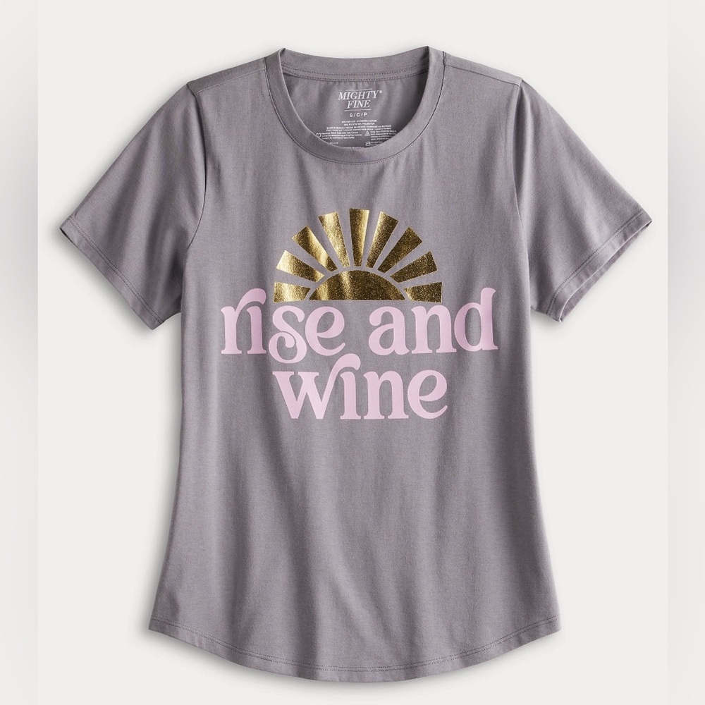 Mighty Fine Women’s grey rise and wine graphic t-shirt size XL